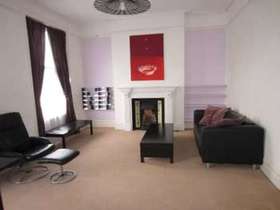 3 bedroom Flat to re...